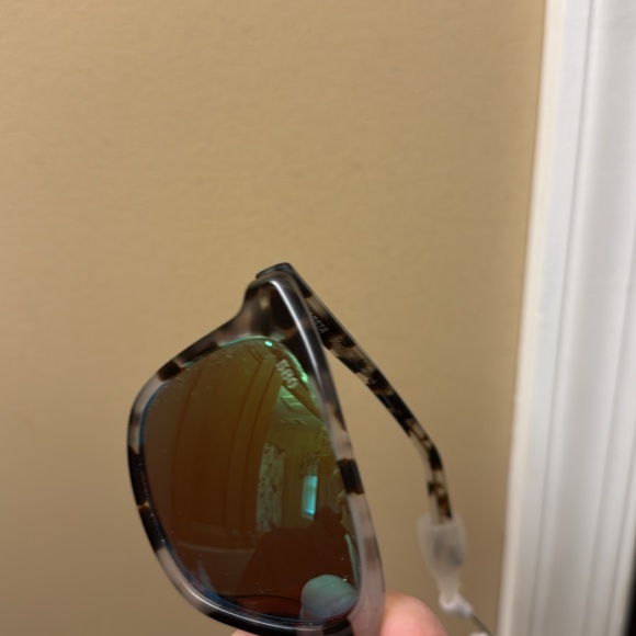 Costa Del Mar May Cowrie Green Lense Glasses - Picture 9 of 10